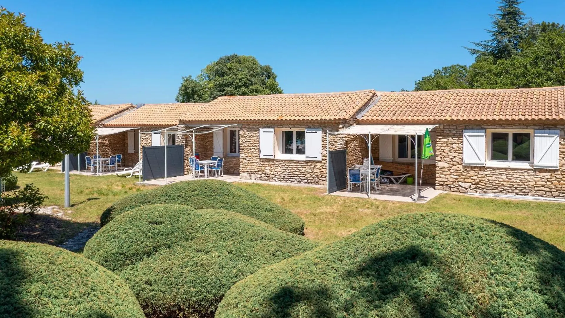 Nice Provencal Cottage In A Tourist Residence La Roque-sur-Pernes Holiday home